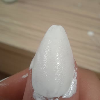 Nora Beauty Takma Tırnak Hüsranı!