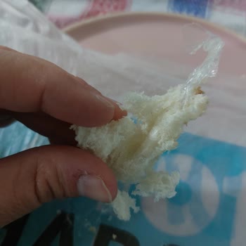 A101 Ekmeğin İçinden Poşet, Plastik Parça Çıktı