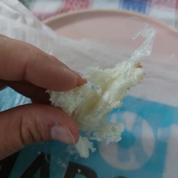 A101 Ekmeğin İçinden Poşet, Plastik Parça Çıktı