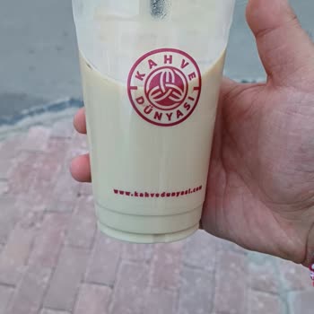 Kahve Dünyası Kötü İçecek Ve Deneyimsiz Personel