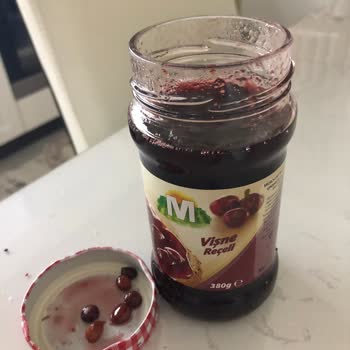 Migros Vişne Reçeli Çekirdek Sorunu Hk