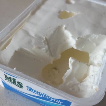 Mis Peynir Ambalajının Üstü Var, Altı Yok