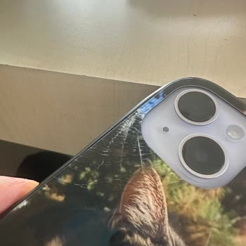 Deer Case Telefon Kılıfının Kalitesizliği