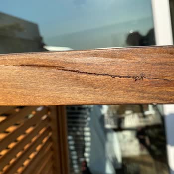 Metro Grossmarket Outdoor Furniture Complaint - Legs Damaged Within 2 Years