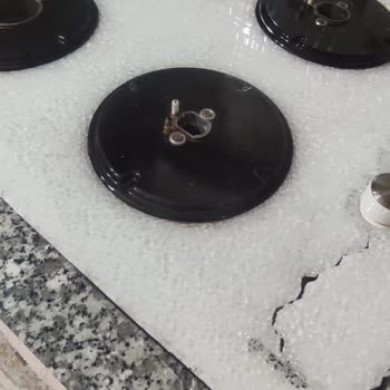 Bosch Markalı Ocak Isıya Dayanıklı Değil