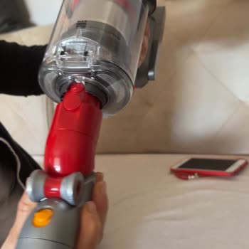 Dyson V12 Süpürge Bozuk Destek Yok!