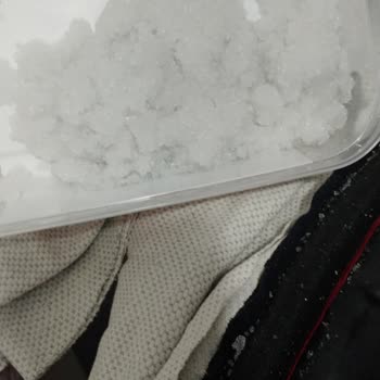 Pazarama Süvari Marka Pantolonda Şişme