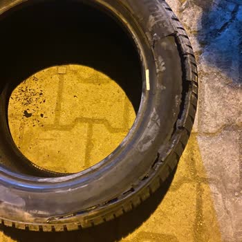Bridgestone Ani Lastik Patlaması Ve Müşteri Mağduriyeti