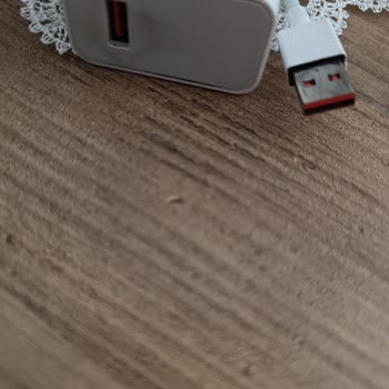 Xiaomi Şarj Aleti Yanığı