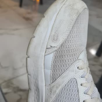 Skechers Marka Ayakkabı Hatası