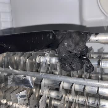 Arçelik Buzdolabından Yoğun Yanık Kokusu