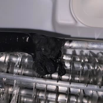 Arçelik Buzdolabından Yoğun Yanık Kokusu