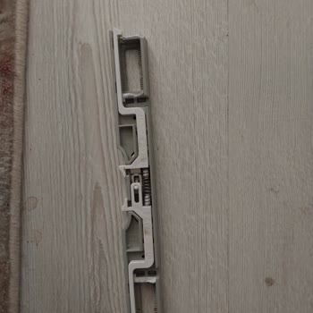 Turkuaz Seramik Turkuaz Klozet Kapağı Menteşesi Bulunmuyor