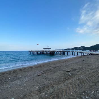 Sherwood Hotels Bayram Rezervasyonu Hayal Kırıklığı: Isıtmasız Havuz Ve Bakımsızlık