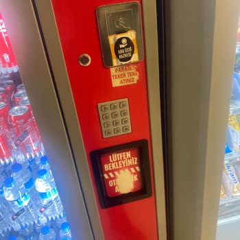 Sağlık Bakanlığı Su Meyve Suyu Coca-Cola Vs. Makinesi