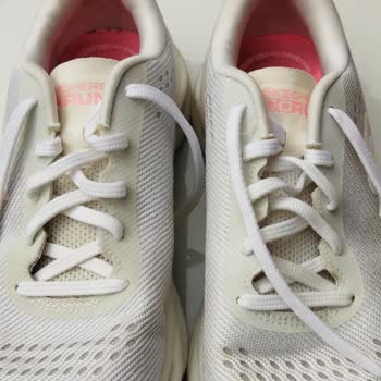 Skechers Hem Ayakkabıları Hem De İnceleme Birimi Hayal Kırıklığı...