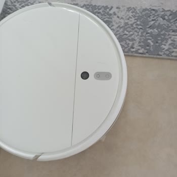 Xiaomi Robot Süpürge Geriye Doğru Süpürüyor