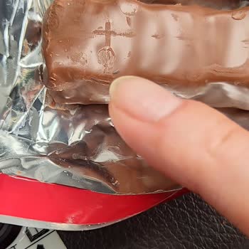 Tadelle Çikolata İçinde İp Çıktı