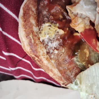 Burger King Bayat Köfte Yolladı