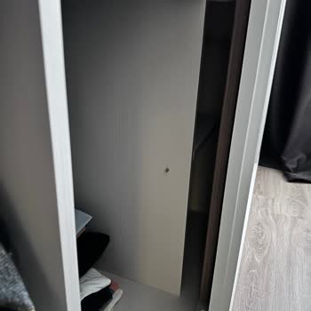 Enza Home Mudanya Mağazasından Aldığımız Baza Ve Dolap Sorunlu