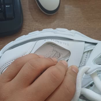 Lilasneakers.com Aldığım Ayakkabının Görselli Hiç Alakası Yok