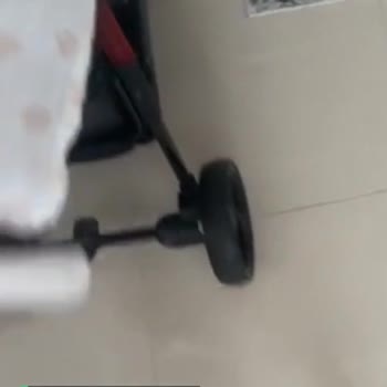 Kanz Bebek Arabası Gıcırtısı!