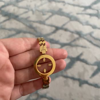 Handeli Aksesuar Yanlış Ve Kusurlu Bileklik.