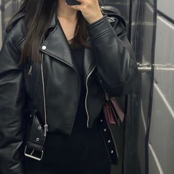 Zara Deri Ceket İlgisizlik