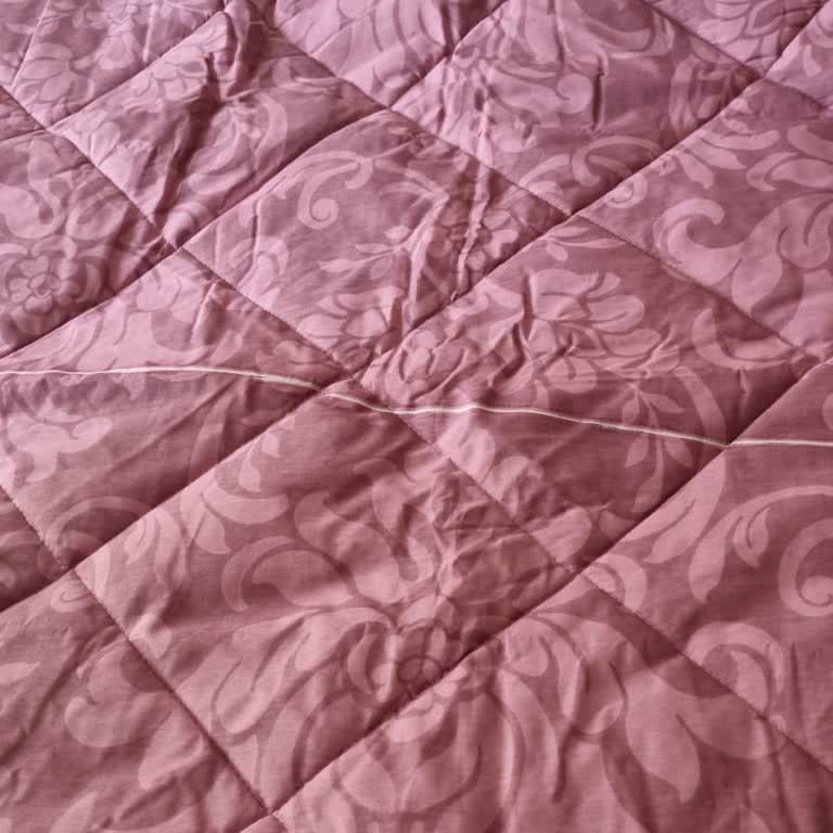 Hilal Çeyiz Defolu Ürün Değişim Ya Da İade Yapmıyor