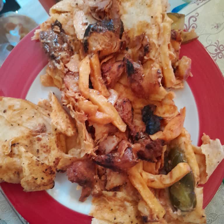 Tuzla Maydanoz Döner'de Yanık Tavuk Hayal Kırıklığı