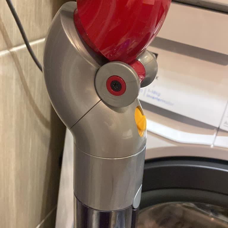 Dyson V15 Detect Aparatı Kısa Sürede Arızalandı