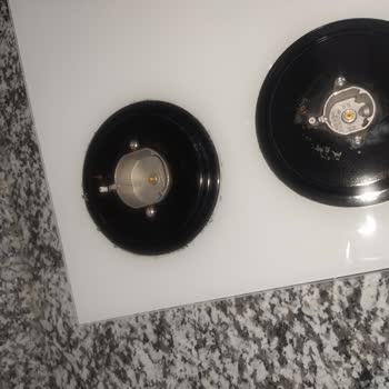 Arçelik Marka Bulaşık Makinesi Kapağında Küf Ve Ocakta Kararma