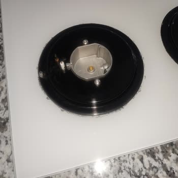 Arçelik Marka Bulaşık Makinesi Kapağında Küf Ve Ocakta Kararma