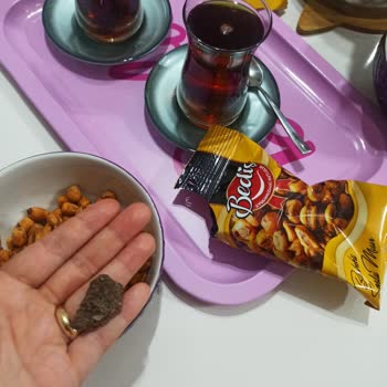 Bediş Kuruyemişleri Mısır İçindeki Taş