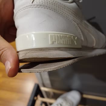 Deichmann 7 Ayda Tabanı Açılan Puma Ayakkabı İçin Çözüm Arayışı