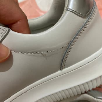 Calvin Klein Kalitesiz Ürün Hayal Kırıklığı Yarattı