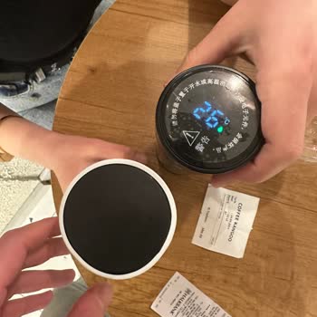 Coffee Kangoo Kırılan Termos (daha Önce Kırılmış Olabilir)