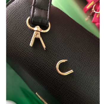 Getcho Çantanın 1-2 Kullanımda Hem Mıknatıslı Kapatma Yeri Hem De Askısı Koptu!