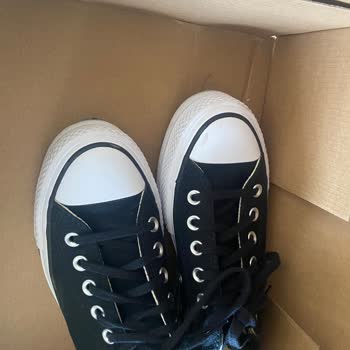 Converse Kalitesi Bu Mu