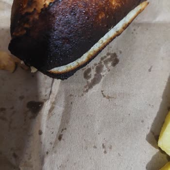 Usta Dönerci Yenmeyecek Yanık Ürünleri Verilen Siparişlere Gönderiyor