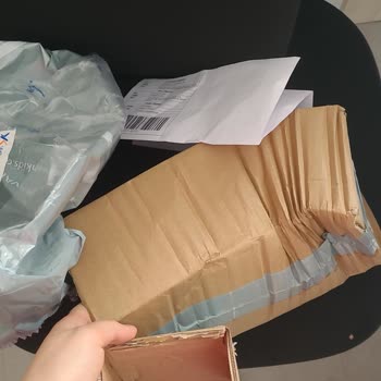 Karavan Kids Özensiz Paketleme Hasarlı Ürününe Sahip Çıkmayan Firma