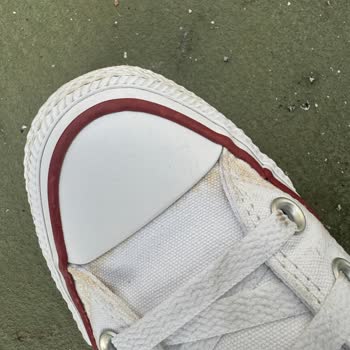 3 Kullanımda Converse Ayakkabımda Sararma!