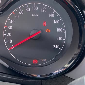 Çorlu İnan Oto Opel Bayi