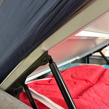 Yataş Divanev Baza Kırıldı