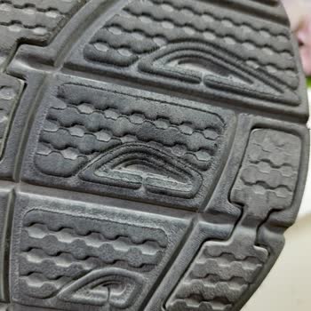 SuperStep & Skechers Ortaklığı İle Kalitesiz Ayakkabı Satışı