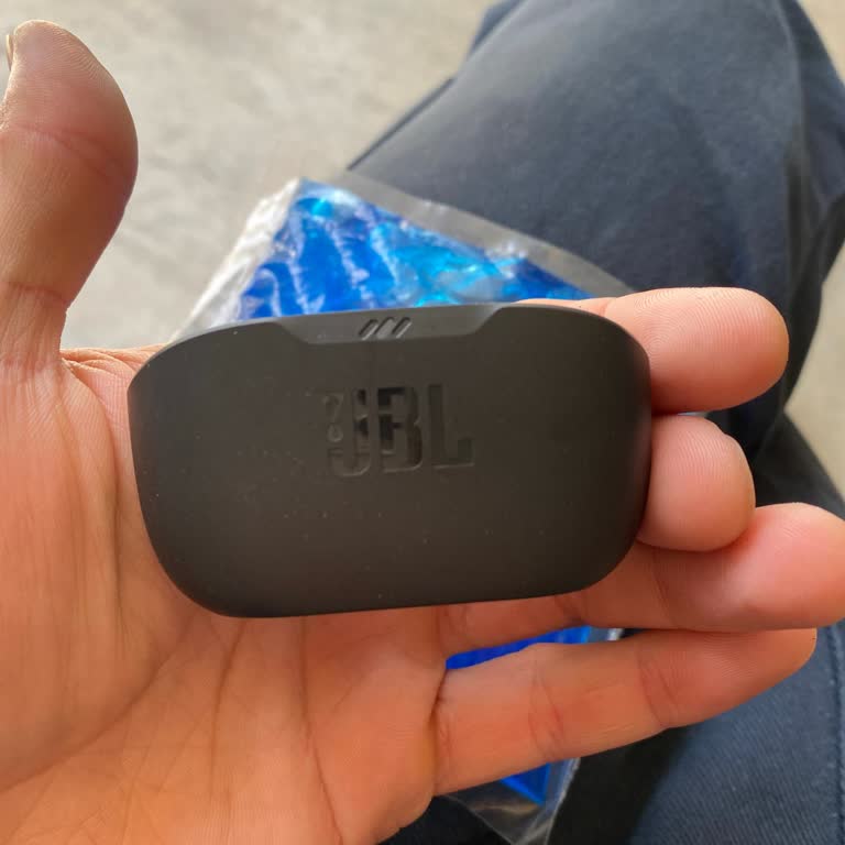 JBL Kulaklık Ses Kesintisi Problemi Yaşıyorum