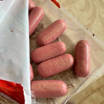 Paketi Açılmamış Maret Sosis Bozuk