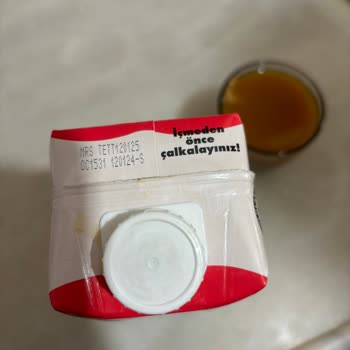 Cappy Şeftalili Meyve Suyunun İçinden Çıkan Garip Şeyler