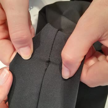 Adil Işık Group Ünlü Koleksiyonundan Satın Alınan Pantolonun İnceleme Sonuçları Ve Müşteri Memnuniyeti Süreci