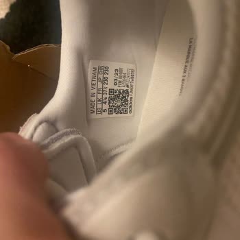 Sanal Çadır Hediye Adidas Ayakkabıda Numara Karışıklığı